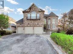5368 VAIL COURT Mississauga Ontario, L5M 6G9