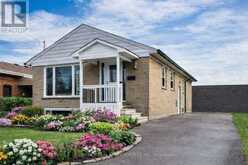 41 WISHING WELL DRIVE | Toronto Ontario | Slide Image One