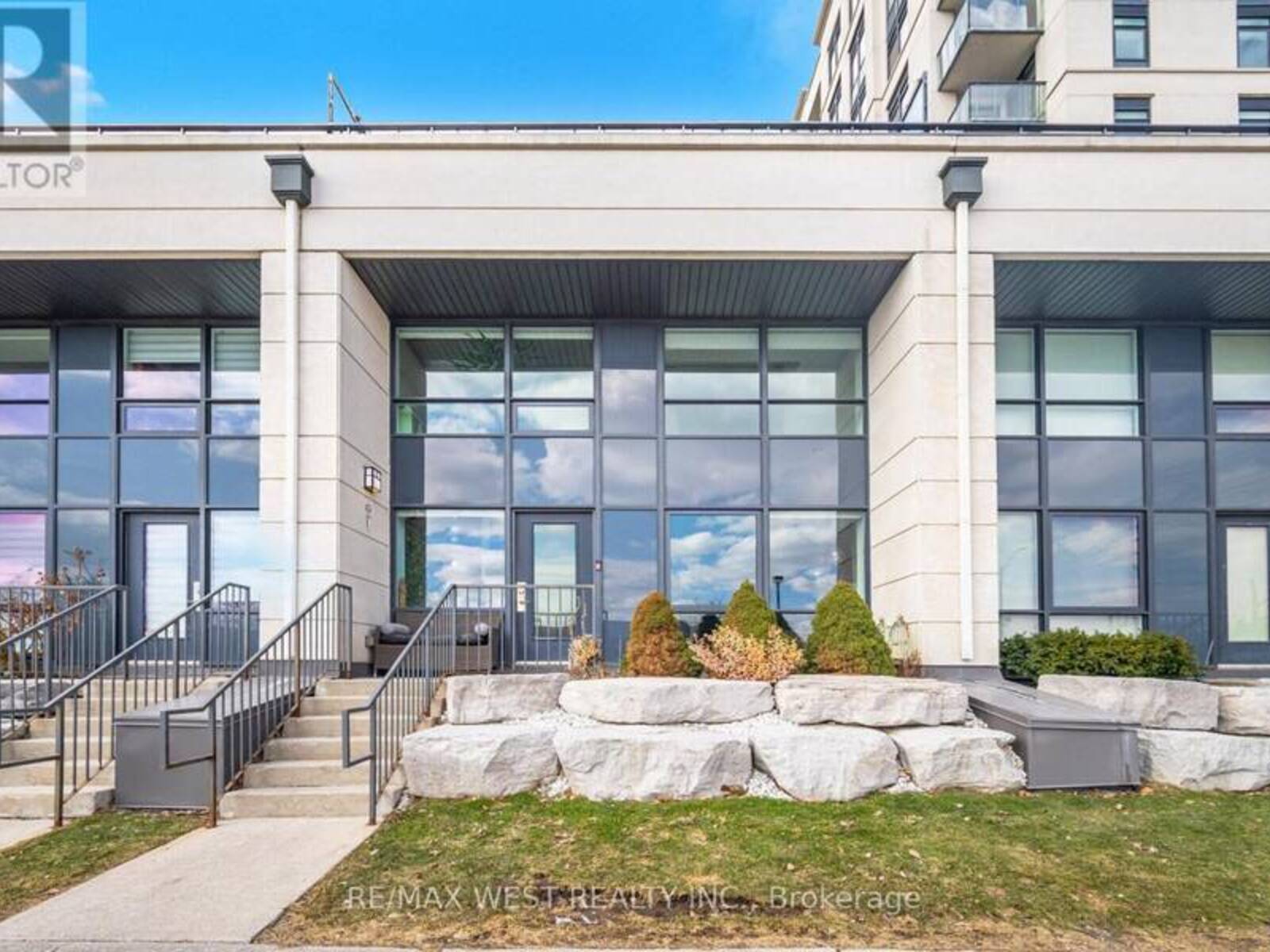 110 - 12 WOODSTREAM BOULEVARD, Vaughan, Ontario L4L 8C3