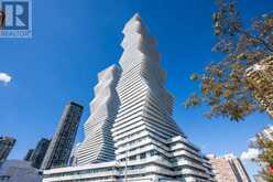321 - 3883 QUARTZ ROAD | Mississauga Ontario | Slide Image One