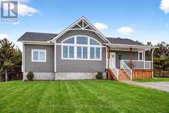 139 RUE ERIC | Penetanguishene Ontario | Slide Image One