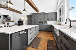 139 RUE ERIC | Penetanguishene Ontario | Slide Image Eight