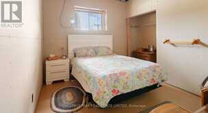 2411 SOYERS LAKE ROAD N | Haliburton Ontario | Slide Image Sixteen