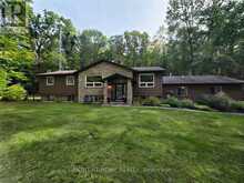11 WOODLAND CRESCENT | Barrie Ontario | Slide Image Four