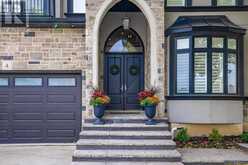 4 LOCKMAN DRIVE | Hamilton Ontario | Slide Image Four