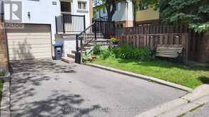 104 - 104 BARONWOOD COURT | Brampton Ontario | Slide Image Three