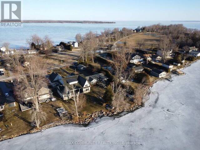 579 DUCLOS POINT ROAD Georgina Ontario, L0E 1N0 - 3 Bedrooms Waterfront Home For sale