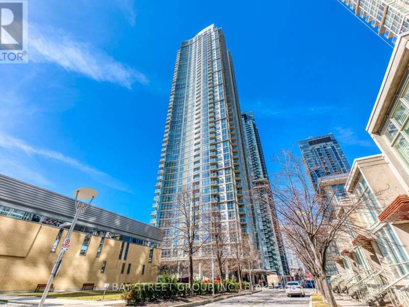3912 - 35 MARINER TERRACE, Toronto, Ontario M5V 3V9