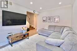 109 TANGMERE CRESCENT | Markham Ontario | Slide Image Seven
