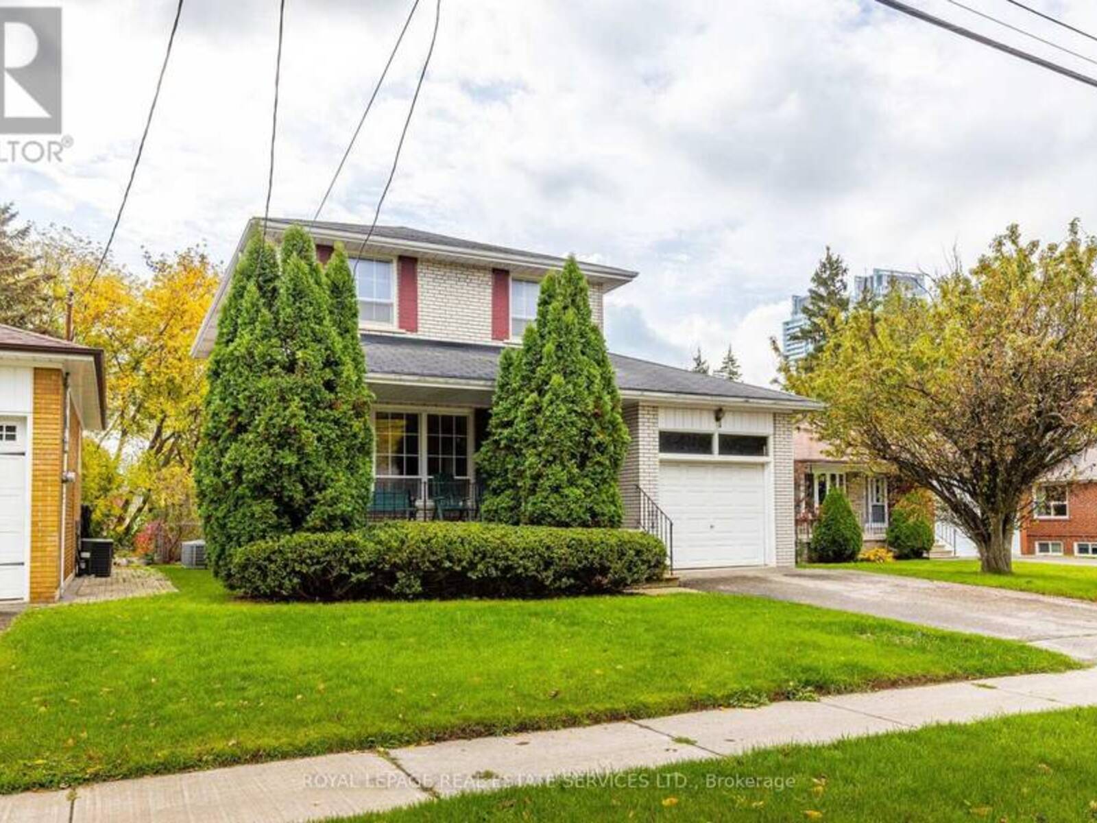 29 DOVERWOOD COURT, Toronto, Ontario M2M 2G6