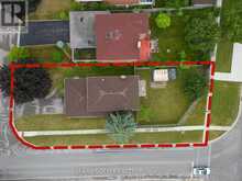 217 WAVERLY STREET N | Oshawa Ontario | Slide Image Four