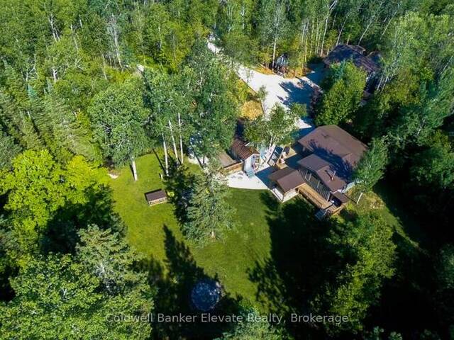 102 CAPE CHIN NORTH ROAD Lion's Head Ontario, N0H 1W0 - 5 Bedrooms Home For Sale