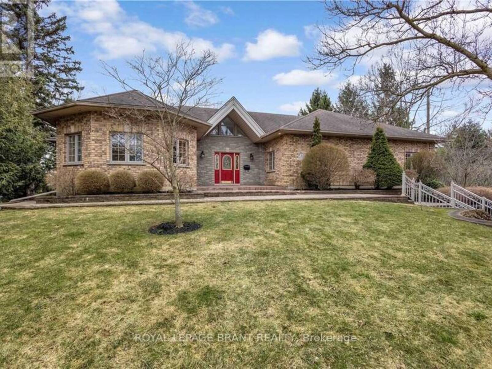 103 TUTELA HEIGHTS ROAD, Brantford, Ontario N3T 1A4
