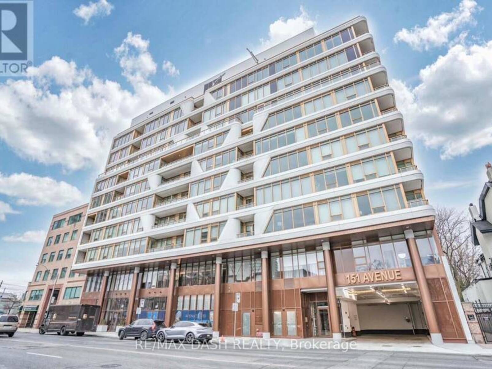 205 - 151 AVENUE ROAD, Toronto, Ontario M5R 2H7