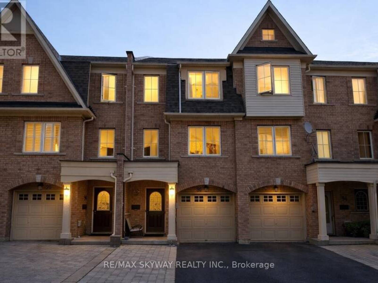 96 JENKINSON WAY, Toronto, Ontario M1P 5H4