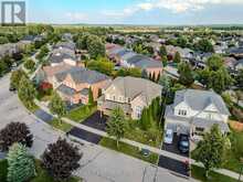 125 SECOND AVENUE | Uxbridge Ontario | Slide Image Four