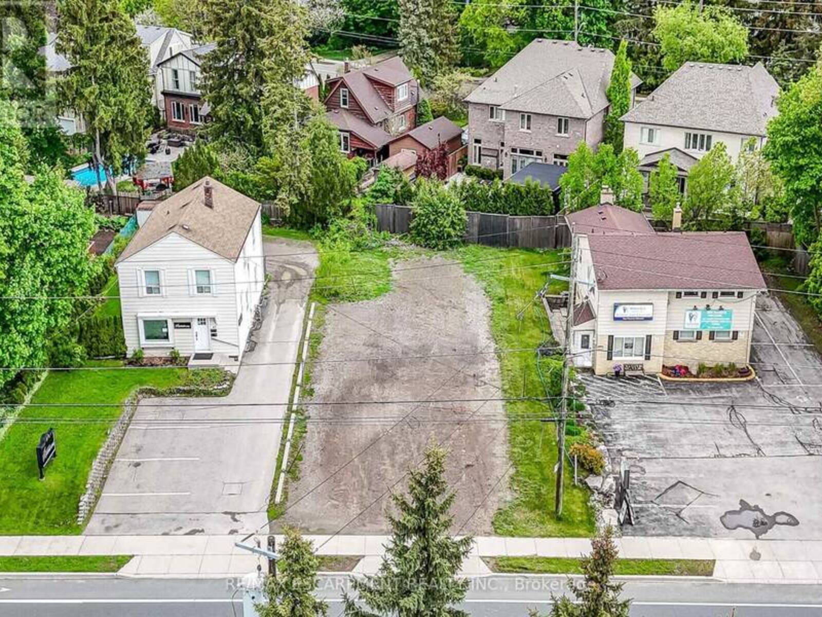51 WILSON STREET E, Ancaster, Ontario L9G 2B3