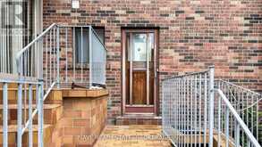 9747 BATHURST STREET | Richmond Hill Ontario | Slide Image Sixteen