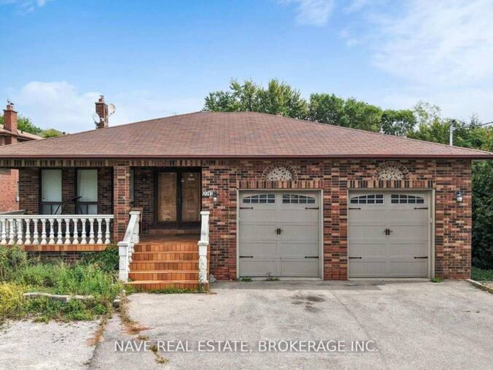 9747 BATHURST STREET, Richmond Hill, Ontario L4C 3X5