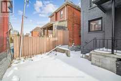 83 BARNESDALE AVENUE N | Hamilton Ontario | Slide Image Thirty