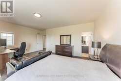 21 PARADISE VALLEY TRAIL | Nobleton Ontario | Slide Image Thirty-four