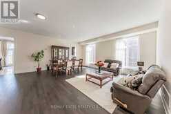 21 PARADISE VALLEY TRAIL | Nobleton Ontario | Slide Image Nine