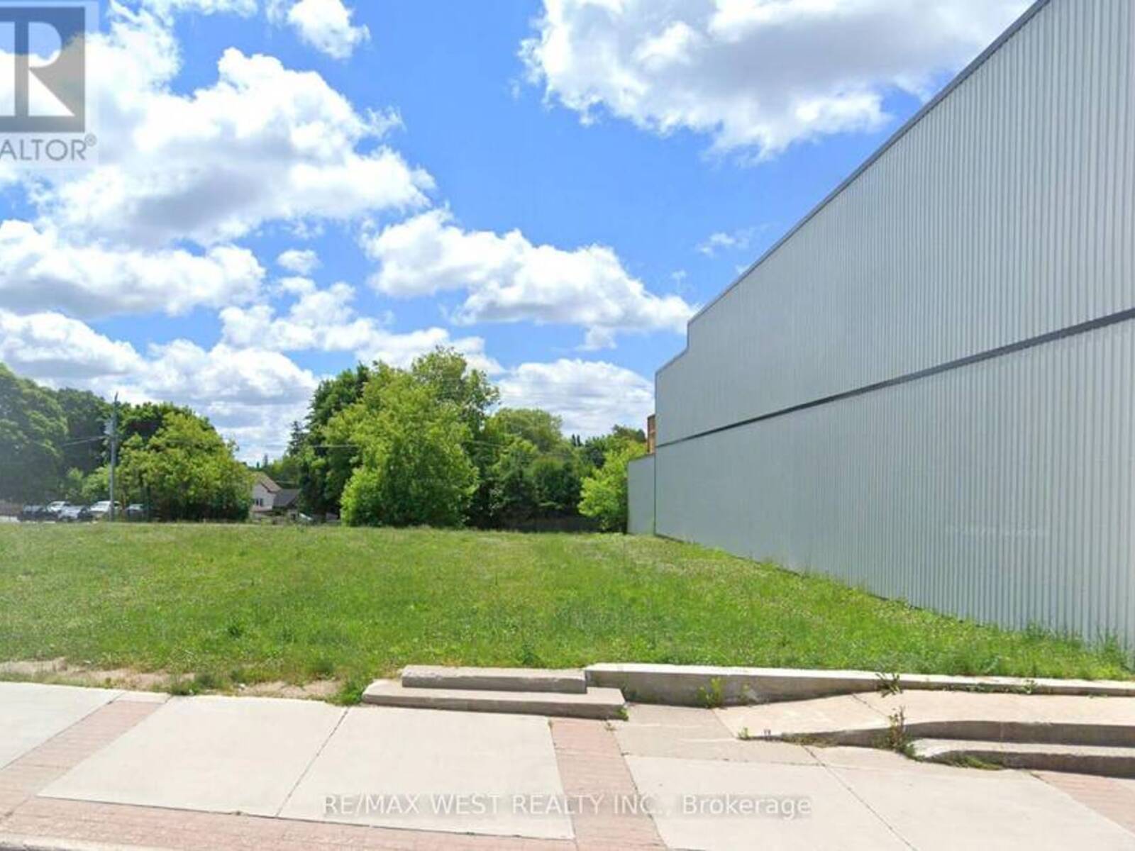 311 10TH STREET, Hanover, Ontario N4N 1P1