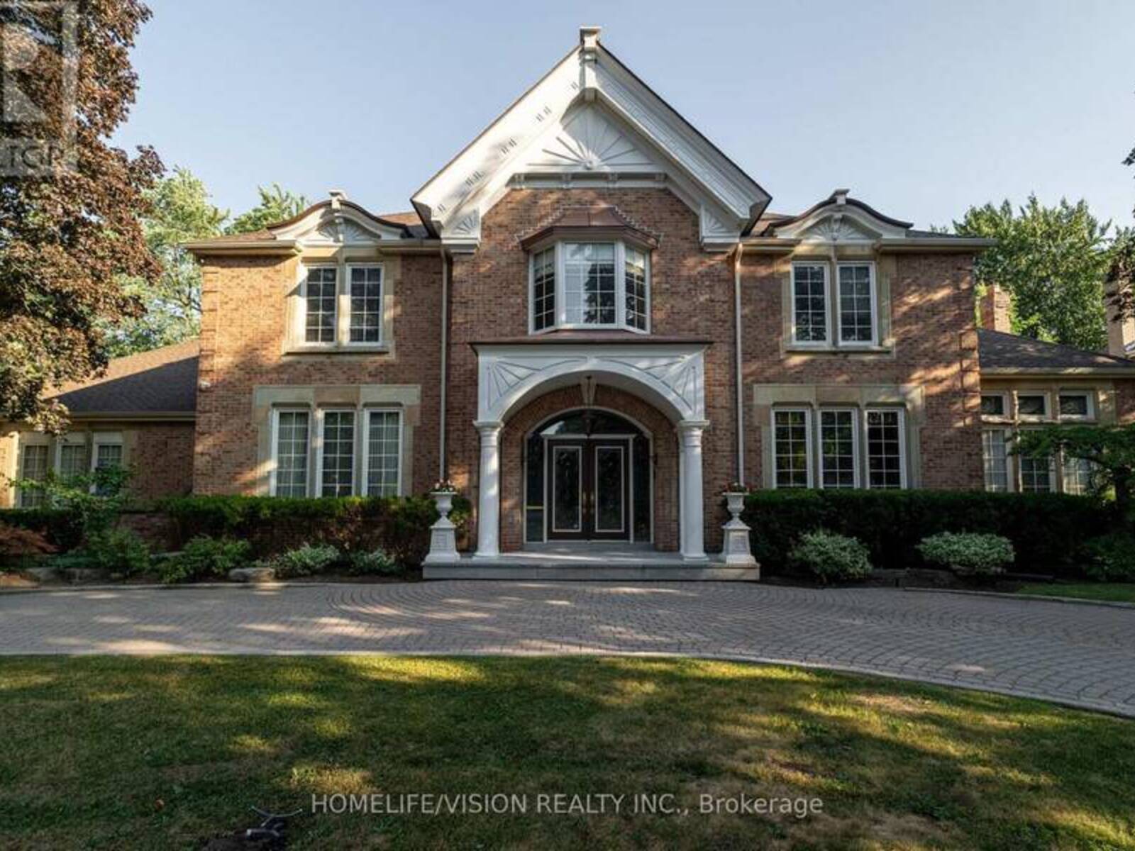15 DAFFODIL AVENUE, Markham, Ontario L3T 1N2