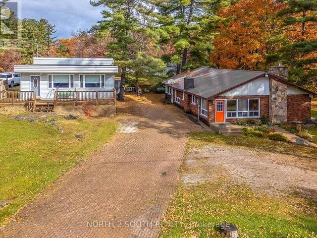 2512 HONEY HARBOUR ROAD Honey Harbour Ontario, P0E 1E0 - 3 Bedrooms Home For Sale