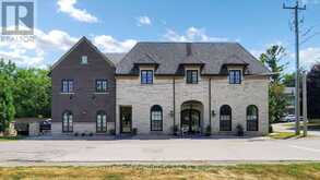 42 SOMERVILLE STREET | Whitchurch-Stouffville Ontario | Slide Image Two
