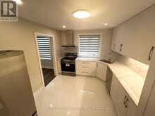 218 CHARTLAND BOULEVARD S | Toronto Ontario | Slide Image Six