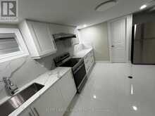218 CHARTLAND BOULEVARD S | Toronto Ontario | Slide Image Nine