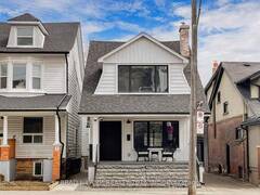 111 WOODBINE AVENUE Toronto Ontario, M4L 3P1