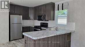 24 MACPHERSON CRESCENT | Hamilton Ontario | Slide Image Four