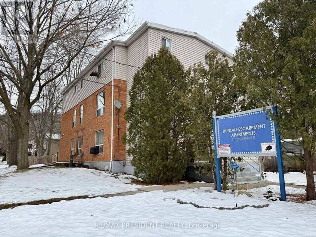 37 BOND STREET S Dundas Ontario, L9H 3H2 - Multi-family Home For Sale
