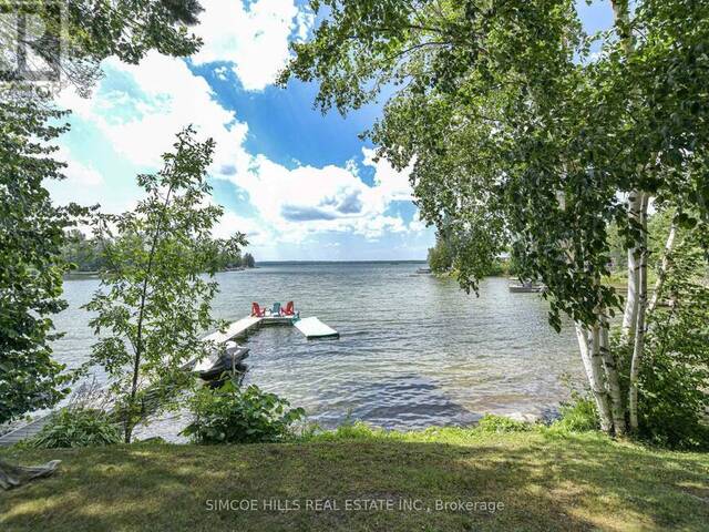6888 PENTLAND LANE N Washago Ontario, L0K 2B0 - 3 Bedrooms Waterfront Home For sale