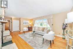 22 POPLAR DRIVE | Richmond Hill Ontario | Slide Image Twelve