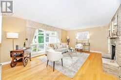22 POPLAR DRIVE | Richmond Hill Ontario | Slide Image Fifteen