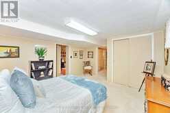22 POPLAR DRIVE | Richmond Hill Ontario | Slide Image Forty