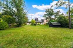 22 POPLAR DRIVE | Richmond Hill Ontario | Slide Image Nine