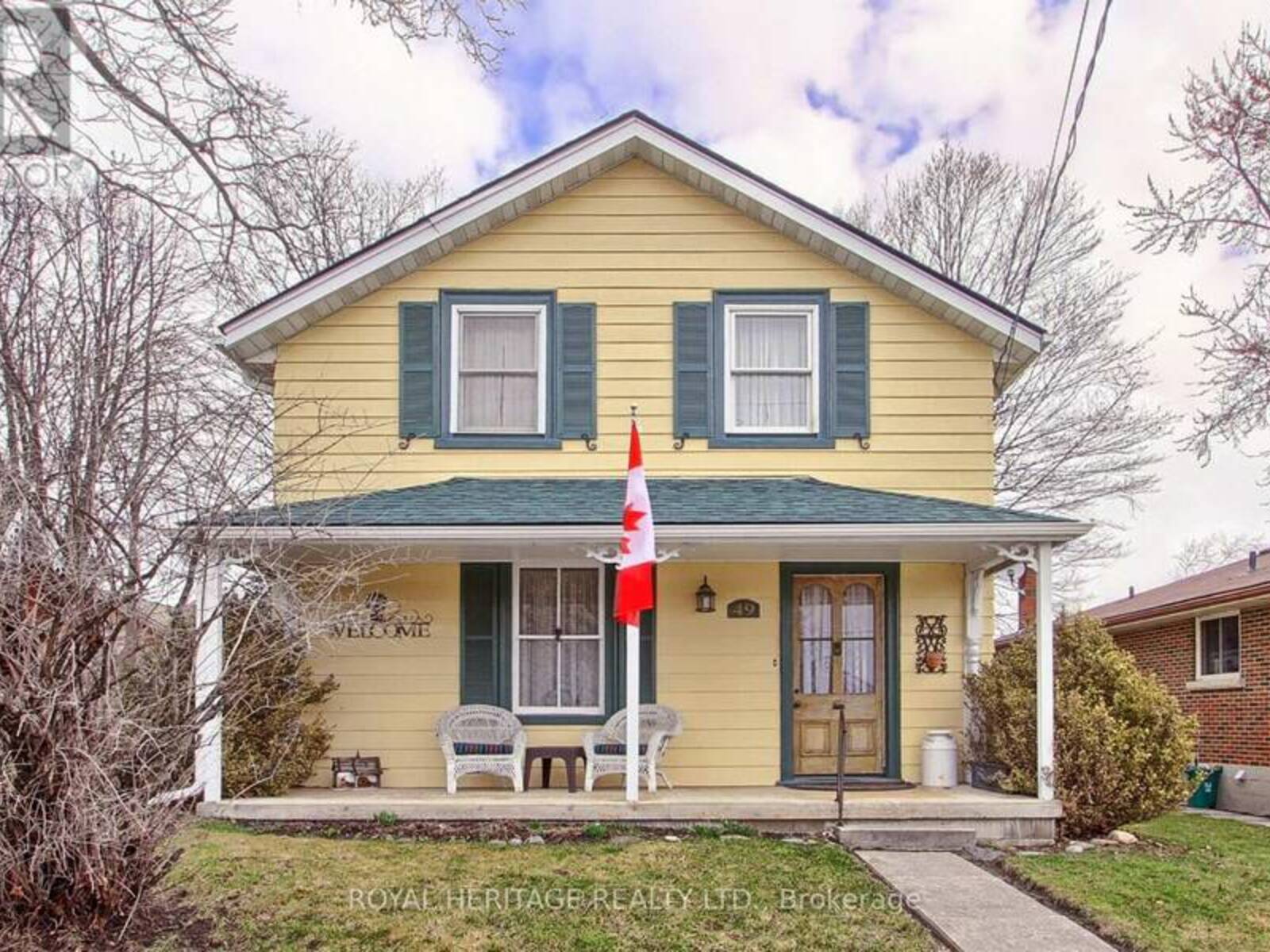 49 JOHN STREET E, Bradford West Gwillimbury, Ontario L3Z 1G3