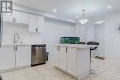 6 BLYTHEWAY GATE | Ajax Ontario | Slide Image Seventeen