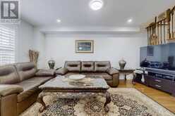 6 BLYTHEWAY GATE | Ajax Ontario | Slide Image Nine