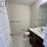 381 VANILLA TRAIL | Thorold Ontario | Slide Image Three