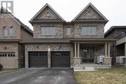83 ROBIN TRAIL | Scugog Ontario | Slide Image One