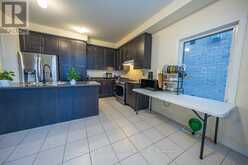 83 ROBIN TRAIL | Scugog Ontario | Slide Image Three