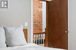 48 LEOPOLD STREET | Toronto Ontario | Slide Image Thirty-one