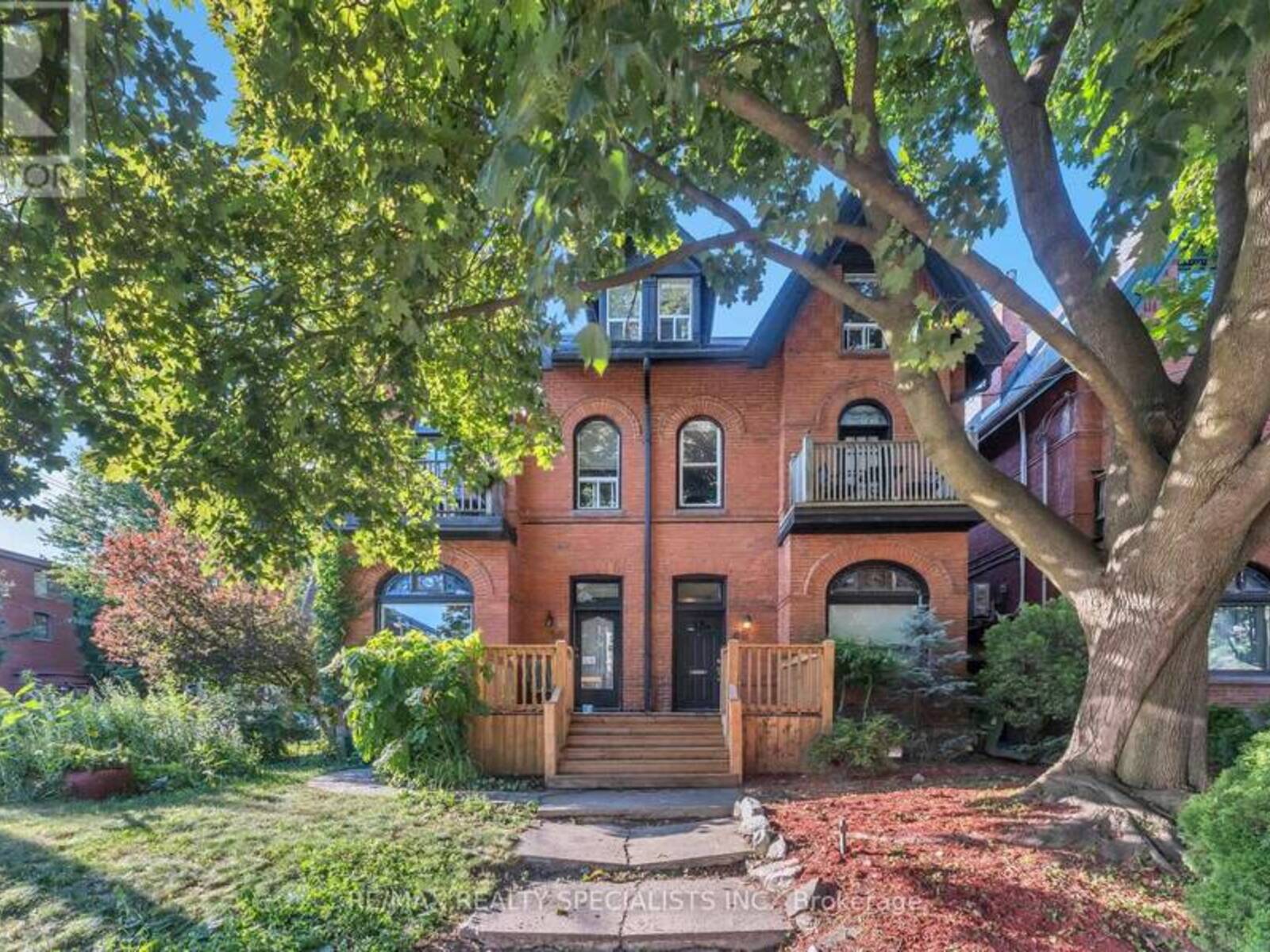 48 LEOPOLD STREET, Toronto, Ontario M6K 1J9