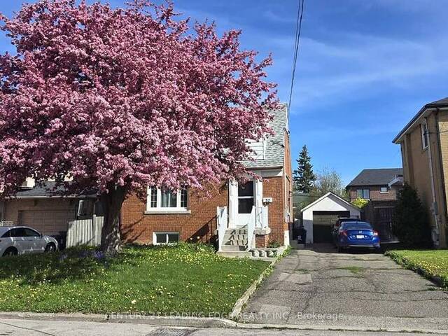 70 WESTDALE DRIVE Toronto Ontario, M3K 1A6 - 6 Bedrooms Home For Sale