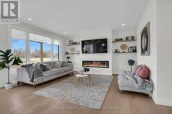 187 FOXBOROUGH PLACE | Thorndale Ontario | Slide Image Eight